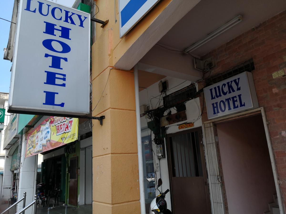 Lucky Budget Hotel @ Nilai Exterior foto